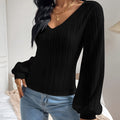 Top de Punto Escote en V con Manga Abullonada – Negro
