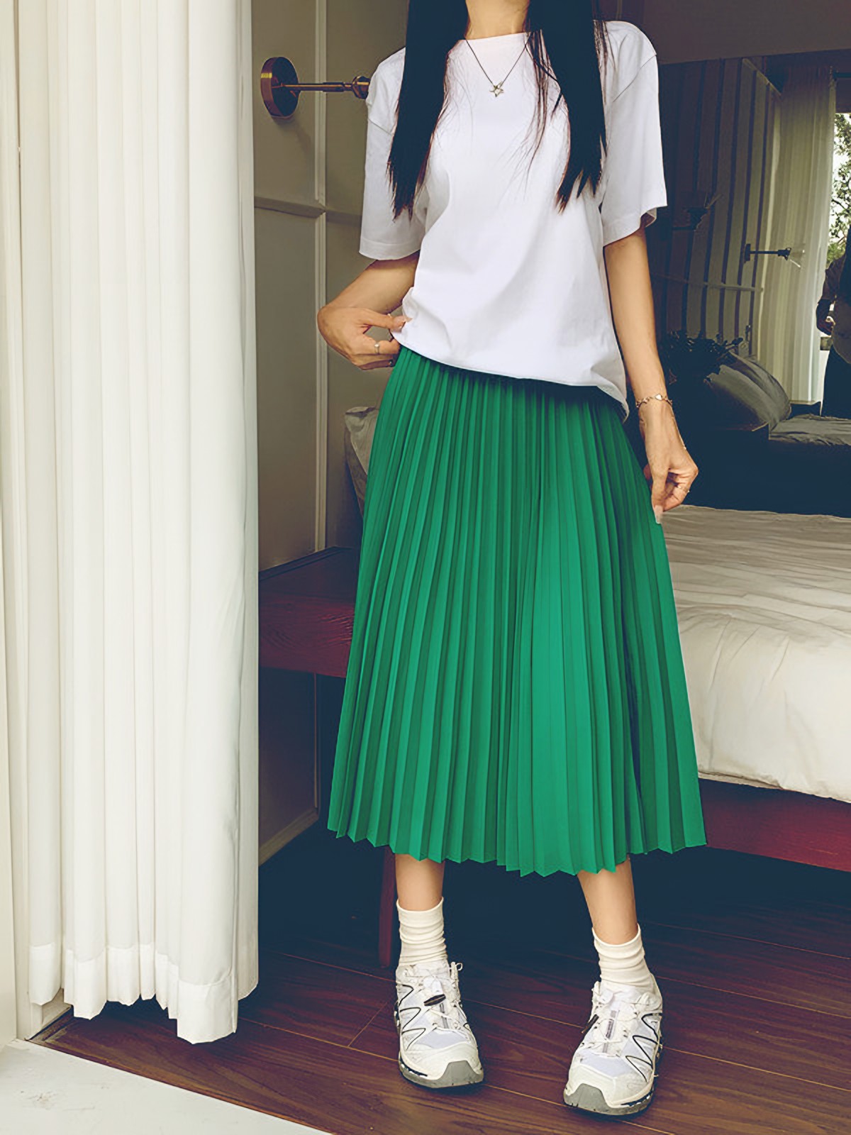 Falda Plisada Midi – Verde esmeralda