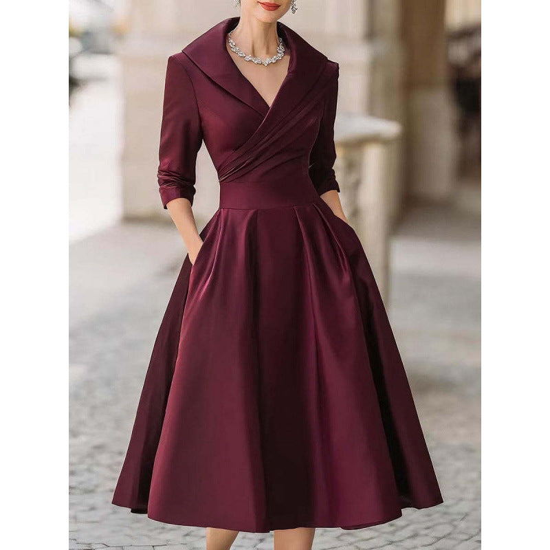 Vestido Midi de Vuelo con Cuello Solapa – Burdeos