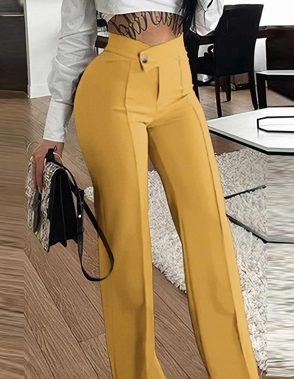 Pantalón Recto de Talle Alto con Hebilla – Mostaza